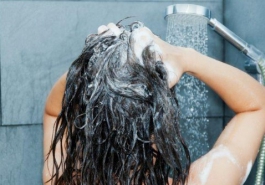 Tóc rụng quá nhiều khi gội đầu – nguyên nhân và giải pháp
