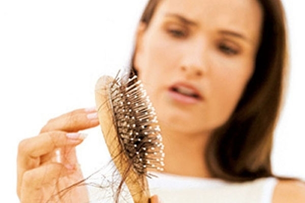 cách chữa bệnh rụng tóc ở phụ nữ hiệu quả