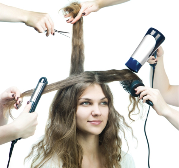 thay đổi kiểu tóc gia tăng áp lực lên tóc khiến tóc rụng nhiều